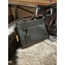 루이비통 LV AEROGRAM  POUCH 클러치백 (국내배송)