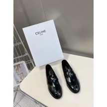 셀린느 CELINE Loafers 시저 도어 버클 시리즈 캐주얼 스몰 가죽 슈즈 (해외배송)