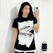 메종마르지엘라 Maison Margiela MM6 접힌로고 프린트 티셔츠 (국내배송)