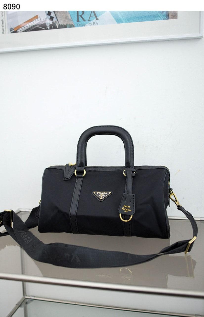 프라다 Prada Re-Edition 1978 medium top-handle bag  (국내배송)