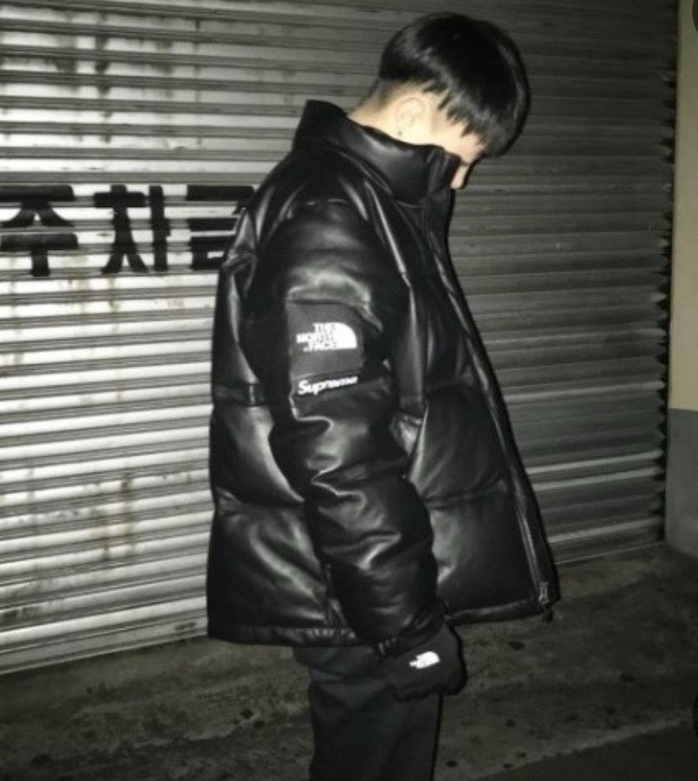 슈프림 x 더 노스 페이스 콜라보 Leather Nuptse Jacket (국내배송)