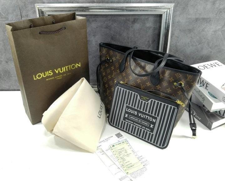 루이비통 NEW REVERSIBLE NEVERFULL 네버풀 인사이드 아웃 MM (국내배송)
